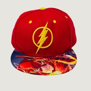 Six Flags Snapback Hat Mens OSFM Red The Flash DC Comics Lightning Bolt Flat Cap